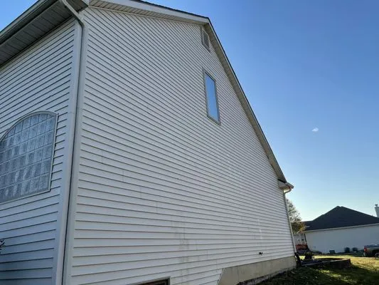 KC Lawn Services Logo