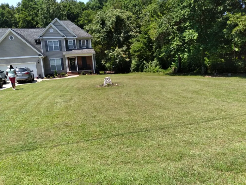 Custom lawn care service in Eden, NC - K&C Lawncare