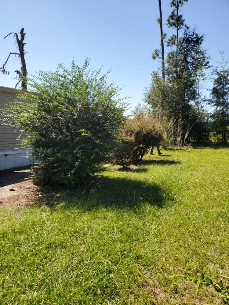 Expert garden landscaping in Live Oak, FL by K&C Mowing Service