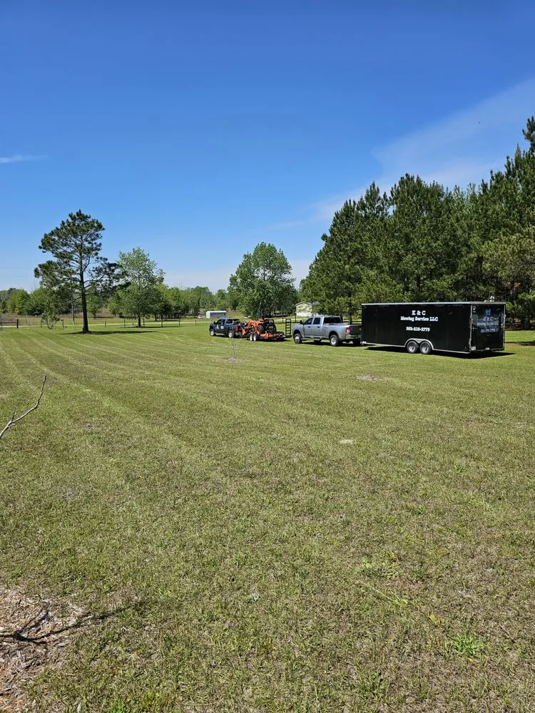 Top-rated landscape design in Live Oak, FL by K&C Mowing Service