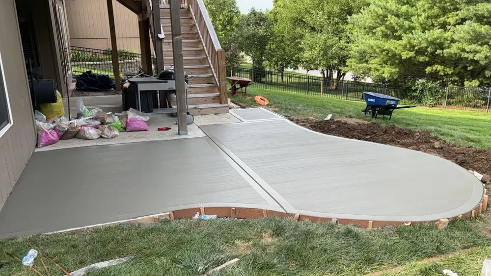 Reliable outdoor landscaping experts serving Kansas City, MO - KC Outdoor Solutions