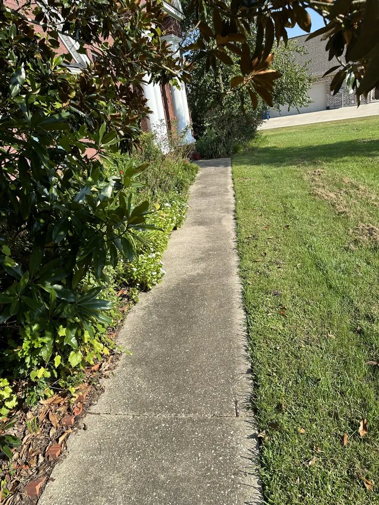 Reliable yard maintenance in Port Neches, TX - K&C Pressure Washing and Lawn Services