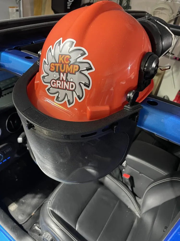 Professional lawn care service in Kansas City, MO - KC Stump N Grind