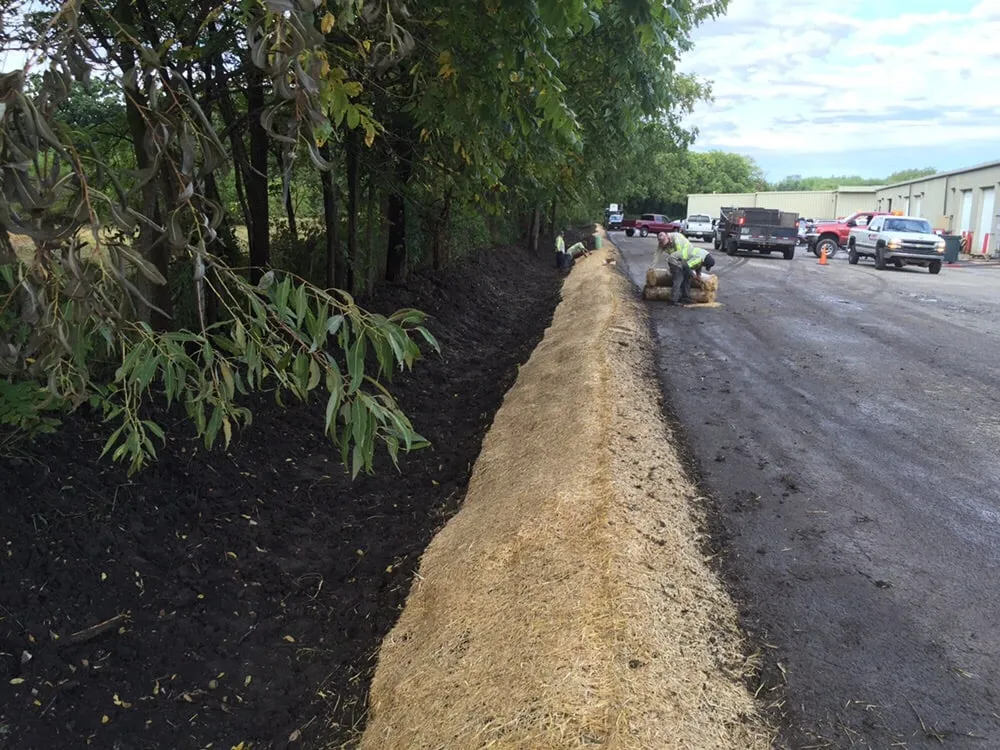 Reliable outdoor landscaping for beautiful yards in Gilberts, IL by KCG Management