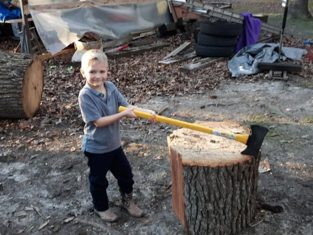 Local lawn mowing service experts serving Laurel, DE - KC'S Tree And Lawn Services