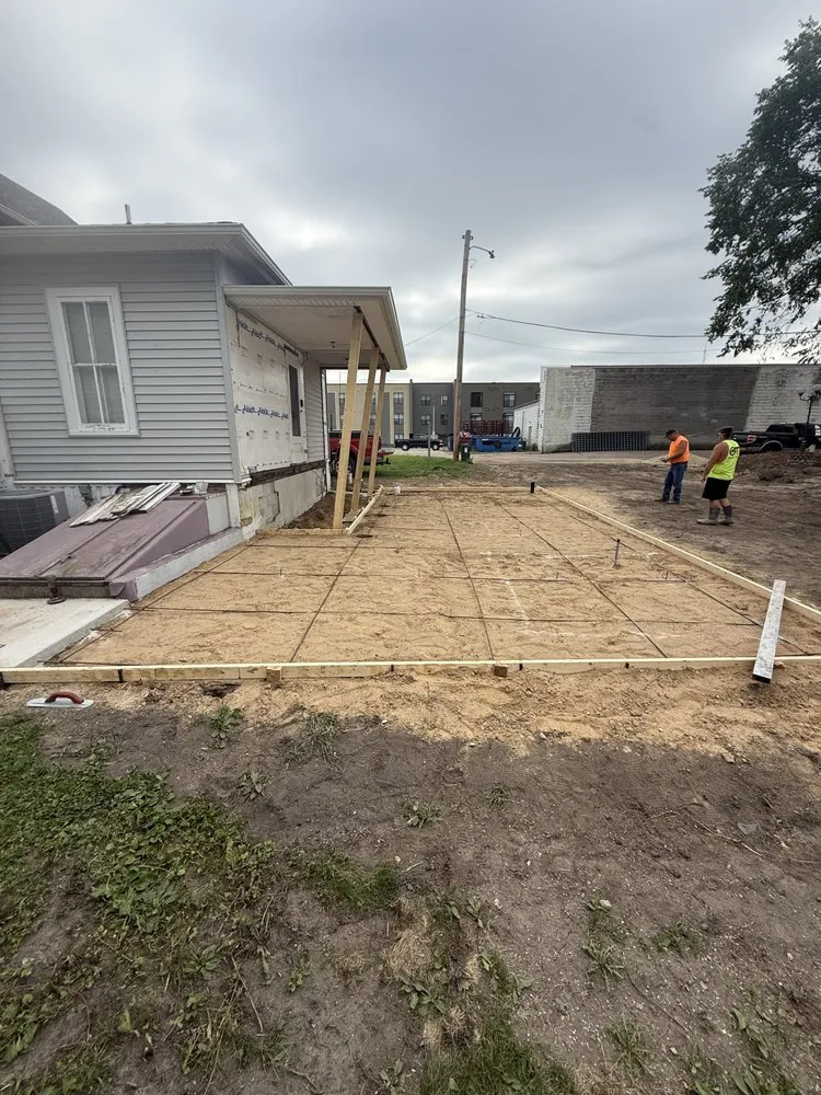 Trusted lawn mowing service experts serving Prairie Du Sac, WI - KCV Construction and Land Services