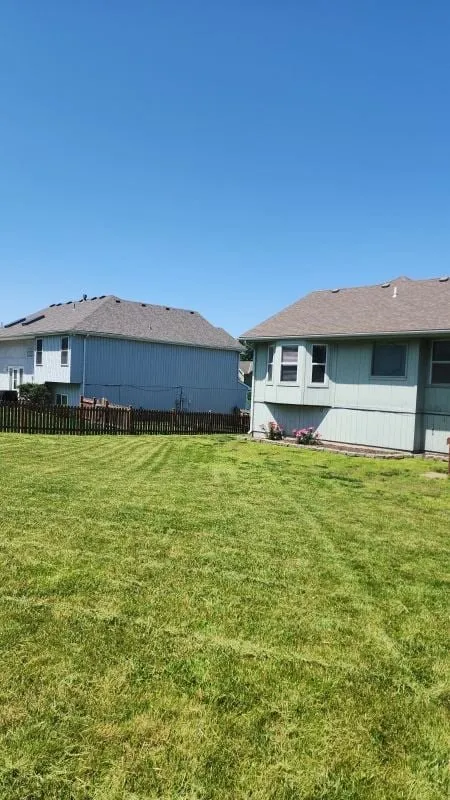 Custom garden landscaping experts serving Kansas City, MO - K&D Elite Lawn Care