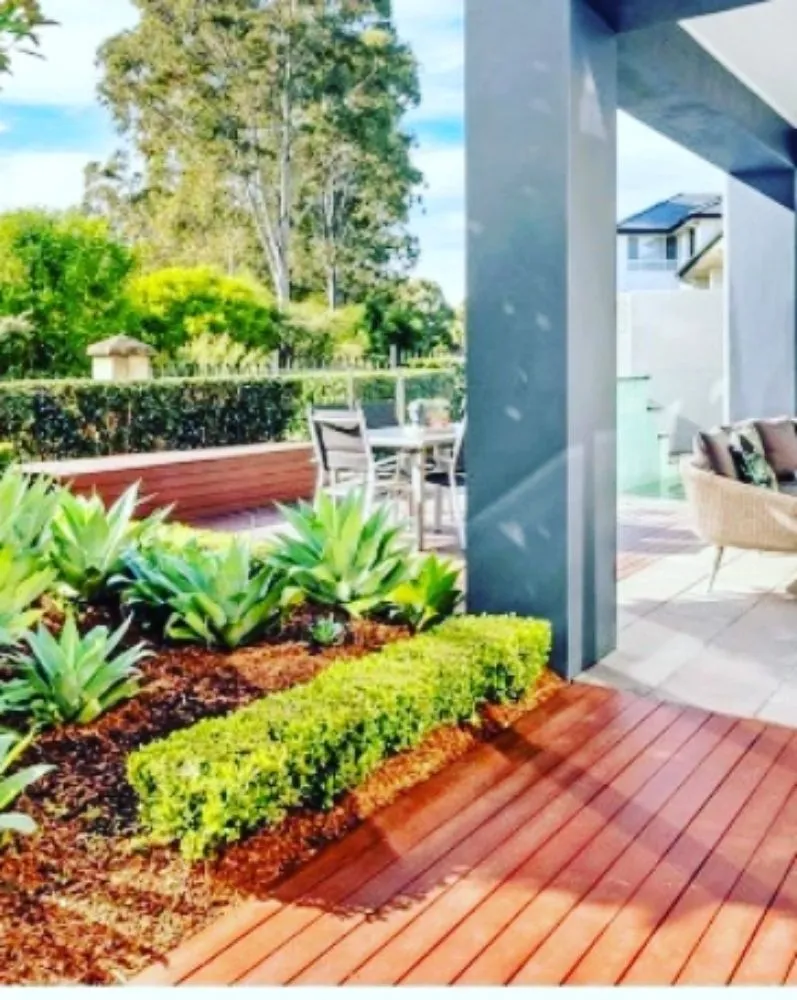 Professional garden landscaping experts serving New Franklin, OH - K&D Housecleaning and Landscaping services