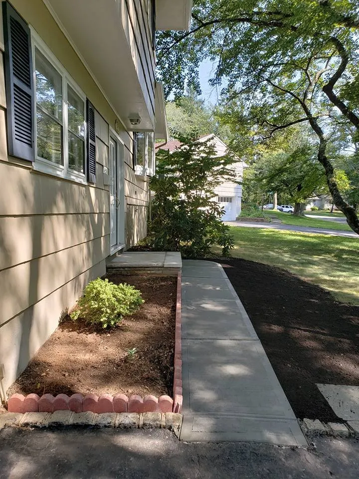 Custom lawn mowing service experts serving Plainfield, NJ - KD Landscaping & Construction