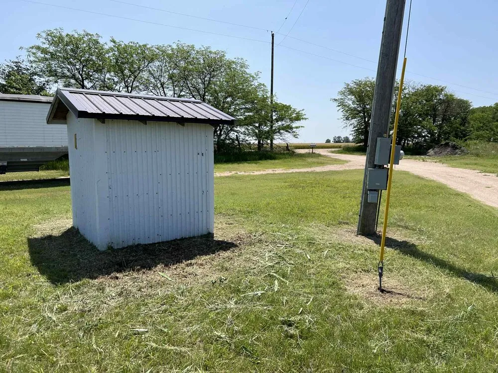 Trusted yard maintenance in Hesston, KS - KD Lawn & Tree