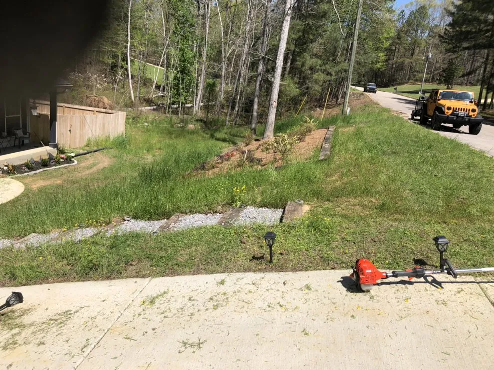 Local landscaping services experts serving Tuscaloosa, AL - KD Lawn and Landscaping Services