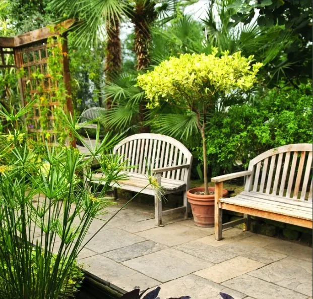 Expert yard cleanup service for beautiful yards across Warwick, RI - Kdq Landscaping