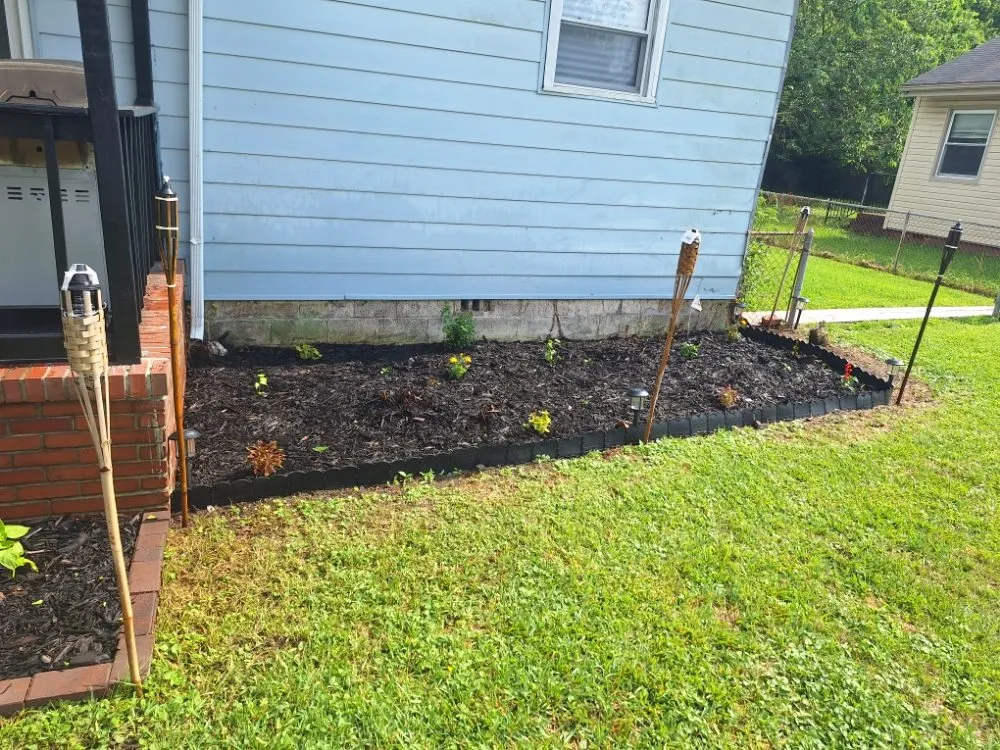 Custom lawn mowing service in Portsmouth, VA by Kd's Lawncare Handyman Services