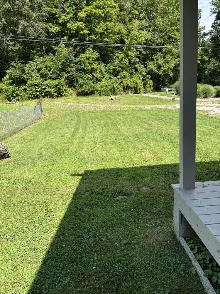 Custom lawn mowing service in Tornado, WV by K&E Landscaping