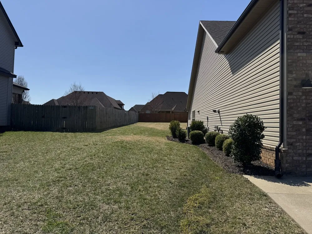 Top-rated garden landscaping for year-round maintenance in Clarksville, TN by Kearns Lawn Care Services