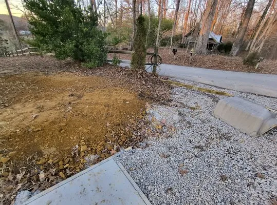 Keeble Hauling & Excavating Logo