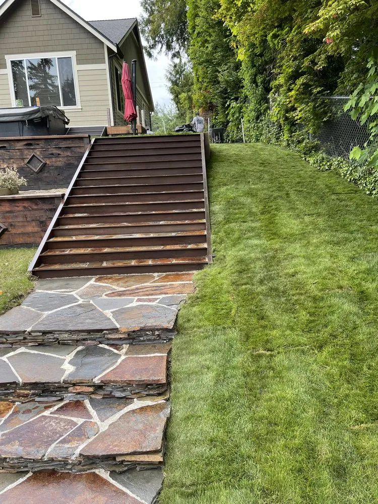 Trusted lawn mowing service in Tumwater, WA - Keen Eye Landscaping