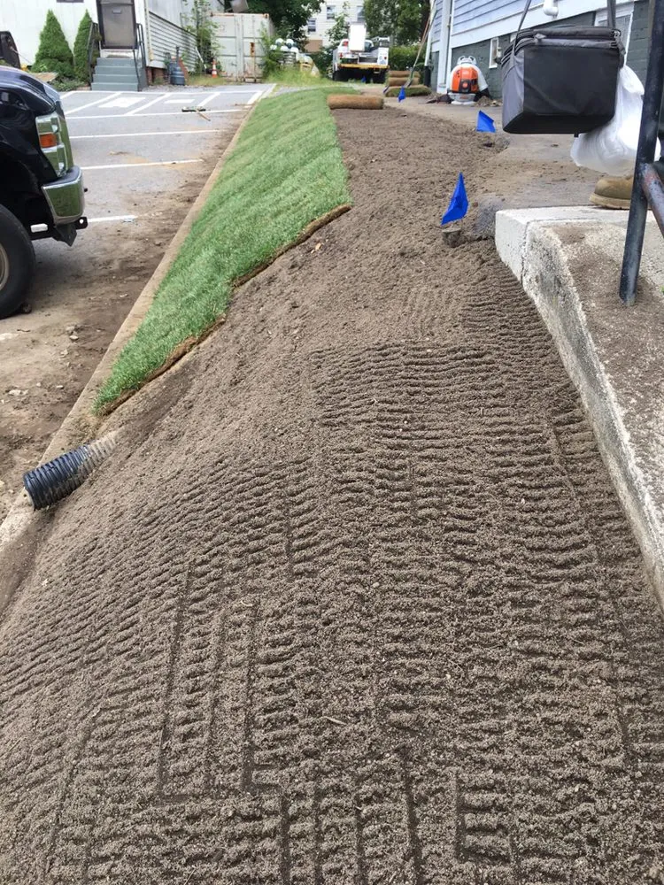 Expert lawn care service in Providence, RI by Keen Grounds Maintenance