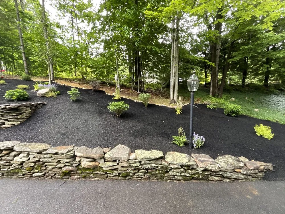 Affordable garden landscaping experts serving Pittsfield, NH - Keene Eye Landscaping And Fine Gardening