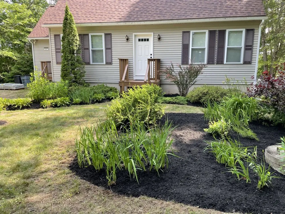 Top-rated garden landscaping for outdoor upgrades in Pittsfield, NH by Keene Eye Landscaping And Fine Gardening