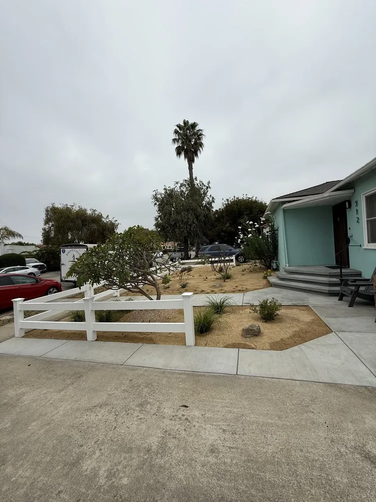Expert yard maintenance for year-round maintenance in Ventura, CA by Keep It Clean Landscape