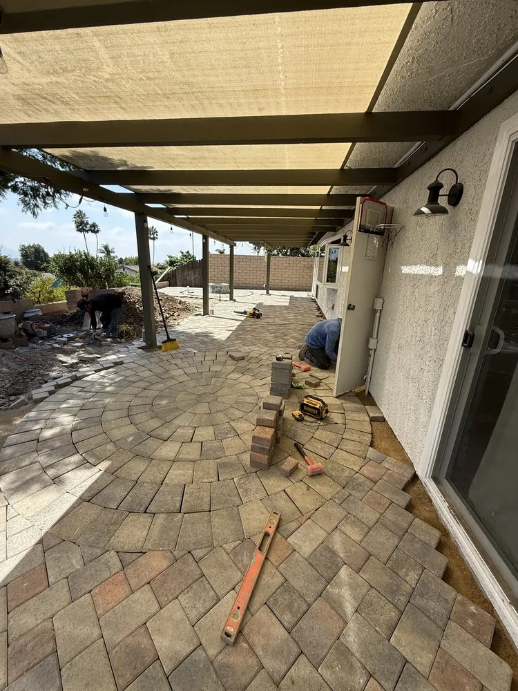 Custom outdoor landscaping in Ventura, CA - Keep It Clean Landscape