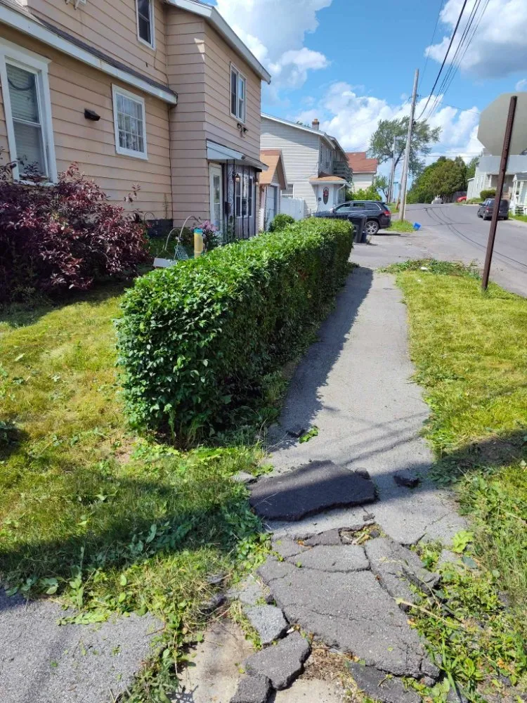 Reliable landscape installation near you across Syracuse, NY - Keep It Clean Lawn Care