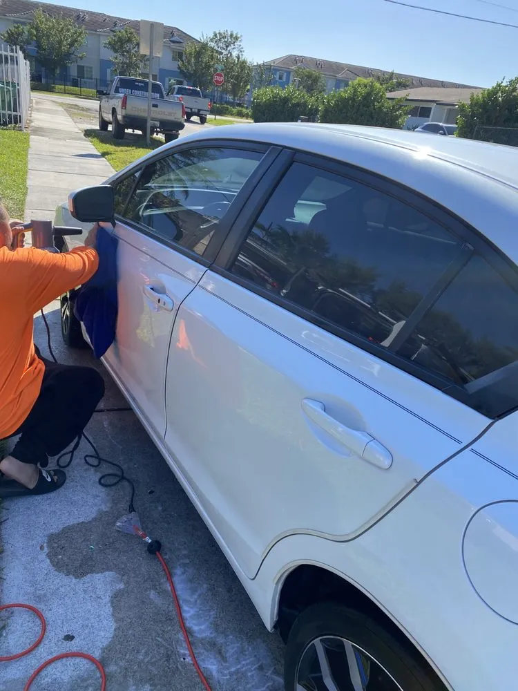 Trusted yard maintenance experts serving Miami, FL - Keep It Clean Property Maintenance