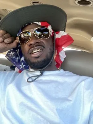 Keep It Clean Yards To Cars Logo