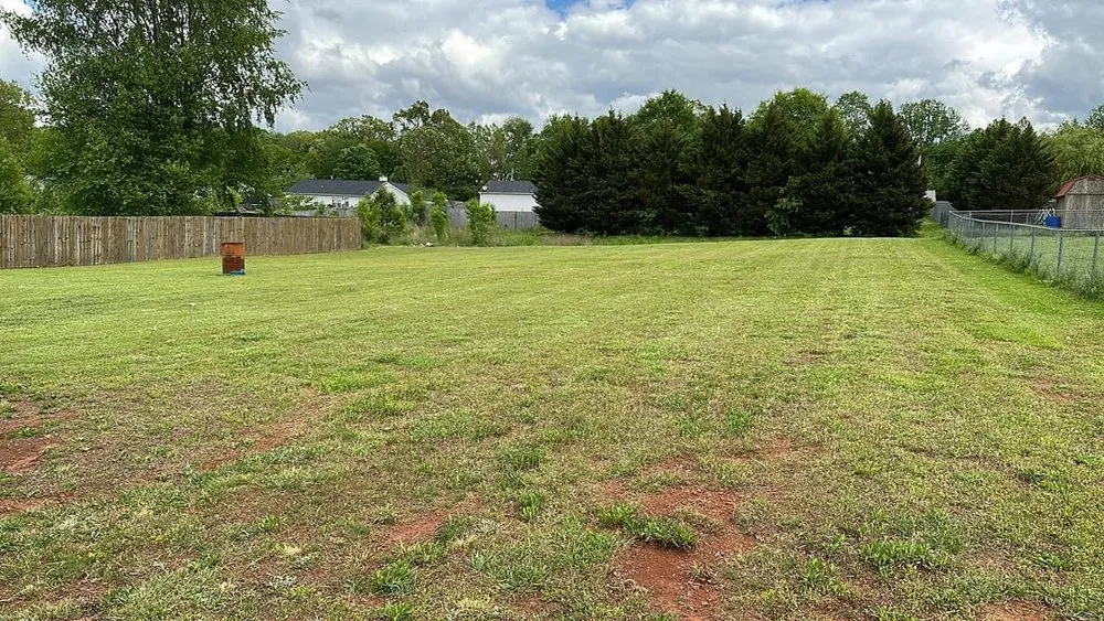 Top-rated outdoor landscaping experts serving Fayetteville, TN - Keep It Cut Landscaping