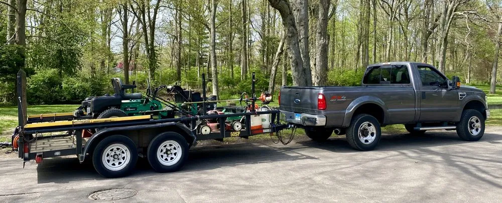 Custom yard maintenance experts serving Fairfield, CT - Keep It Green Lawn Maintenance