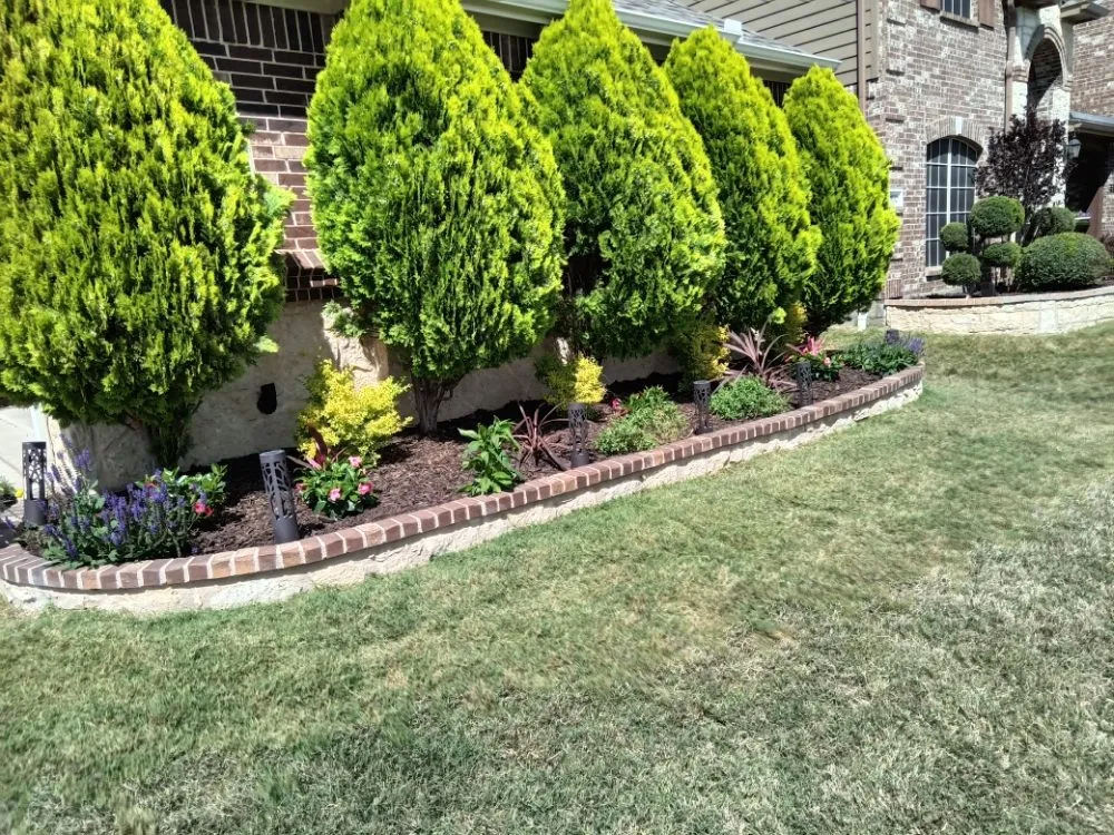 Top-rated lawn care service in Lakeside, TX by Keep It Green lawncare & Landscape