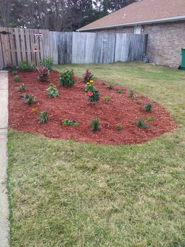 Professional outdoor landscaping for residential properties in Crestview, FL by Keep It Wet