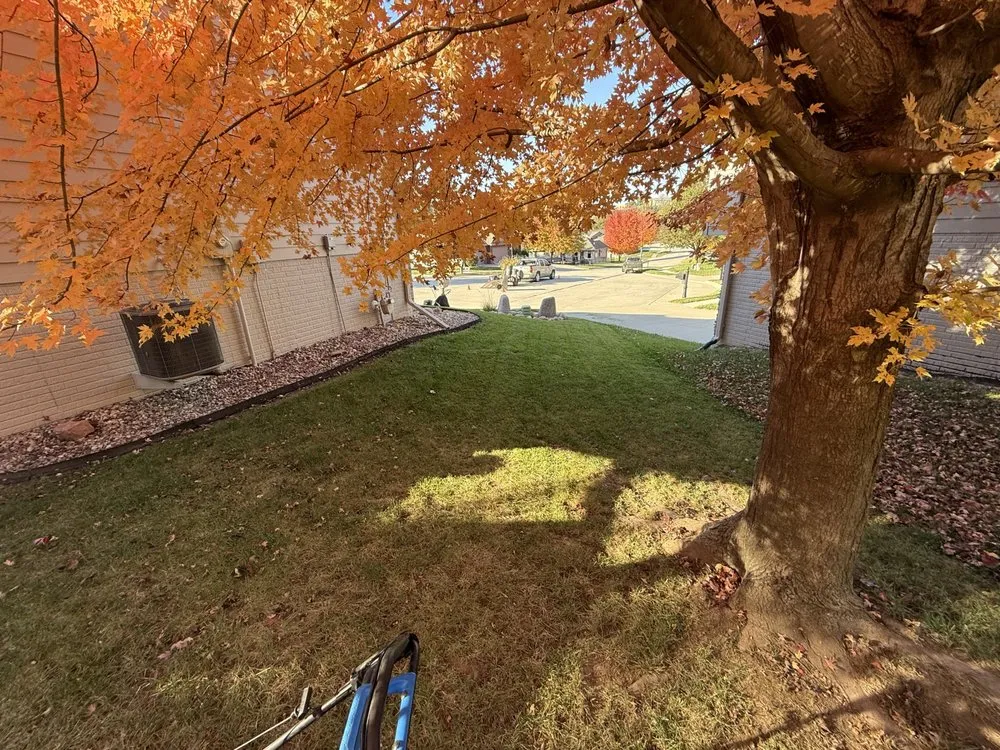 Top-rated landscaping services in Omaha, NE - Keepin It Clean Lawn Care