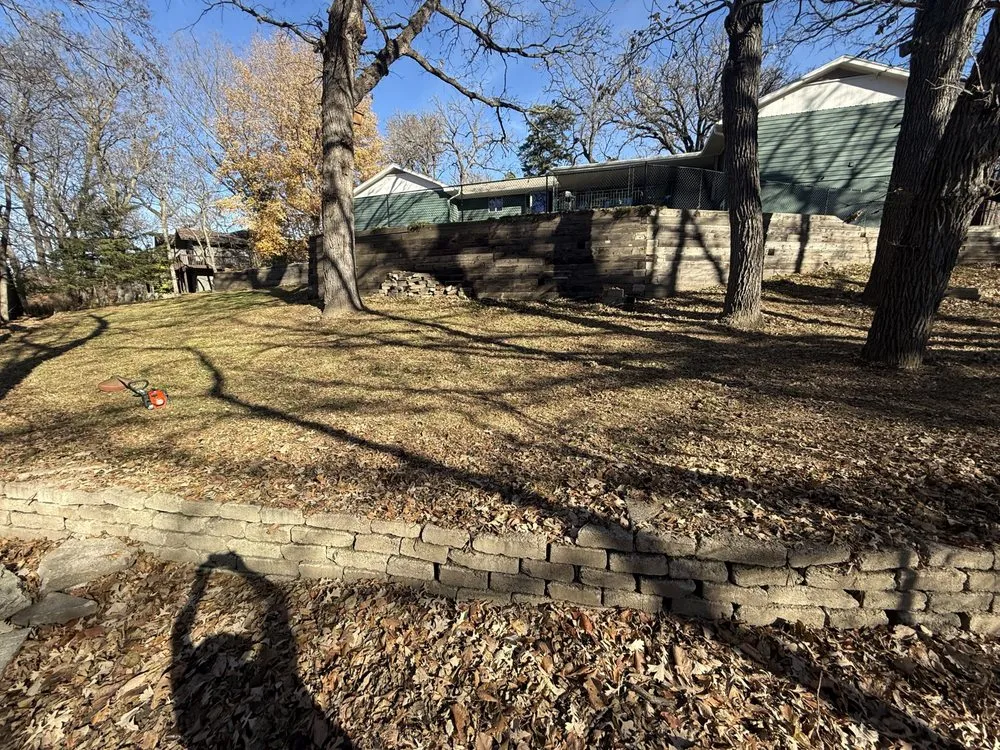 Top-rated lawn care service near you in Omaha, NE by Keepin It Clean Lawn Care