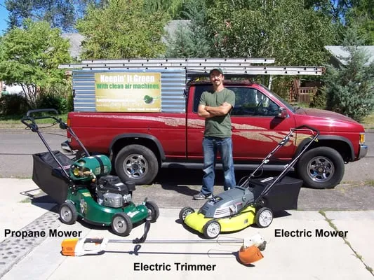 Keepin' It Green, LLC Logo