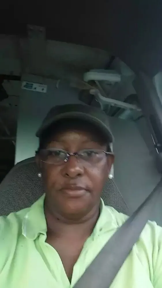 Top-rated garden landscaping experts serving Mount Dora, FL - Keepin On The Green Lawn Service