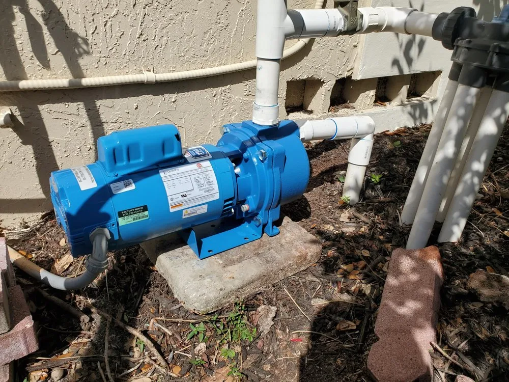 Top-rated outdoor landscaping for year-round maintenance in Coral Springs, FL by Keeping iT Green