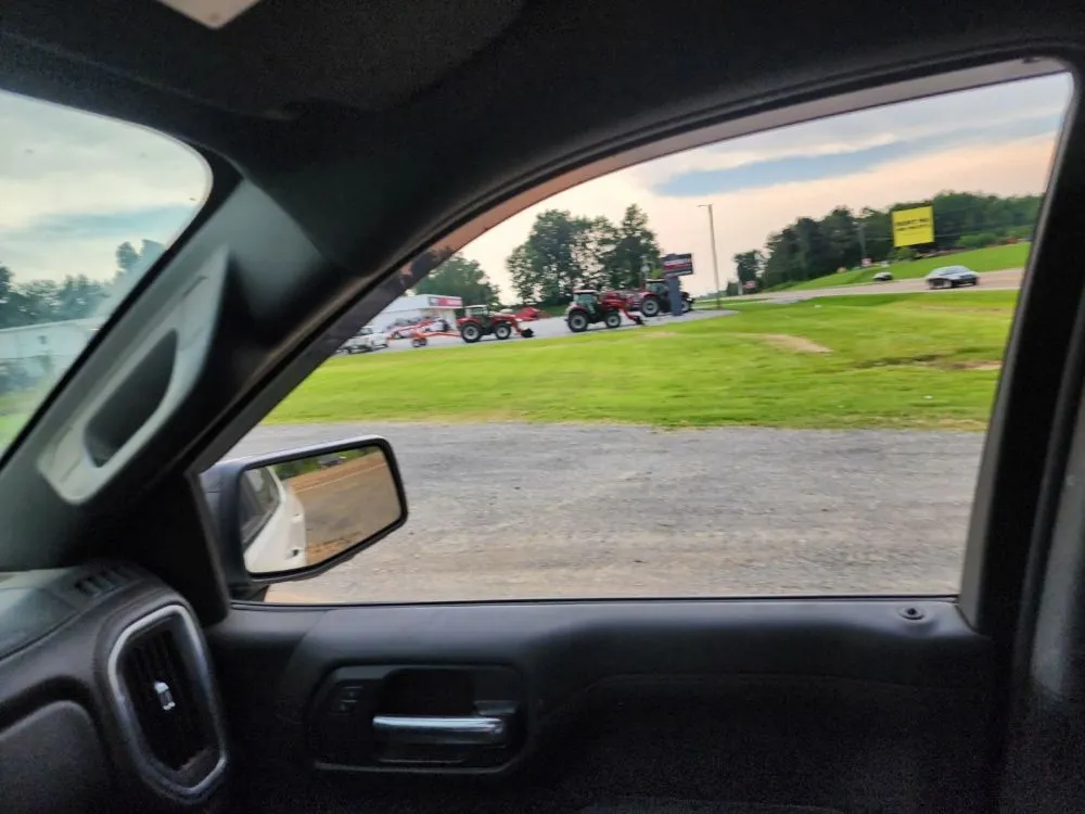 Trusted lawn mowing service in Kenton, TN - Keeping It Reel