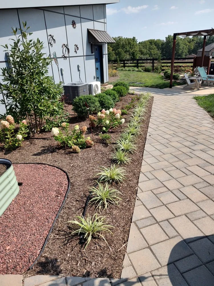 Affordable garden landscaping in Mount Sterling, KY by Keesee Excavating & Landscaping