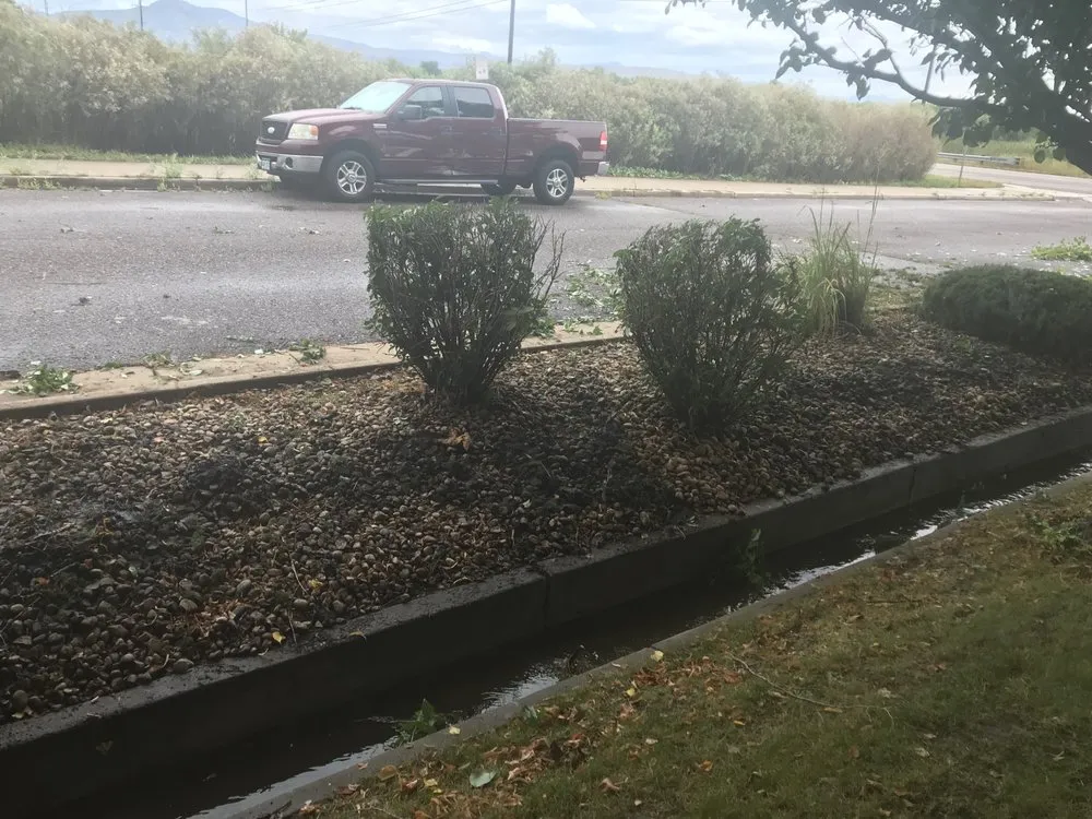 Trusted lawn mowing service in Englewood, CO - Keesen Landscape Management