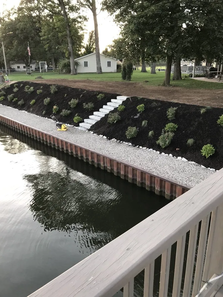 Reliable yard cleanup service with custom design across Monticello, IN - Keesling Home Maintenance