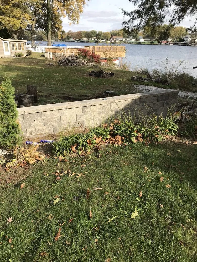 Top-rated landscaping services experts serving Monticello, IN - Keesling Home Maintenance