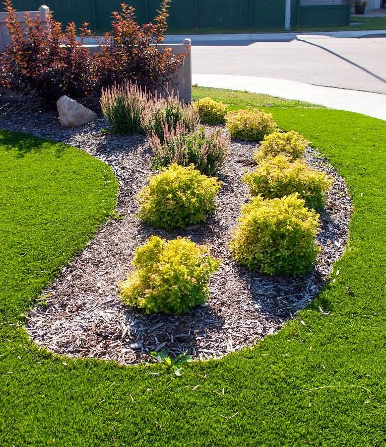Affordable garden landscaping experts serving Minneapolis, MN - Keewaydin Lawn Services