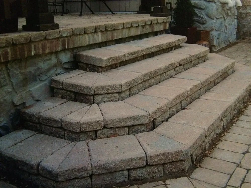 Local outdoor landscaping experts serving Cleveland, OH - Keifer Construction