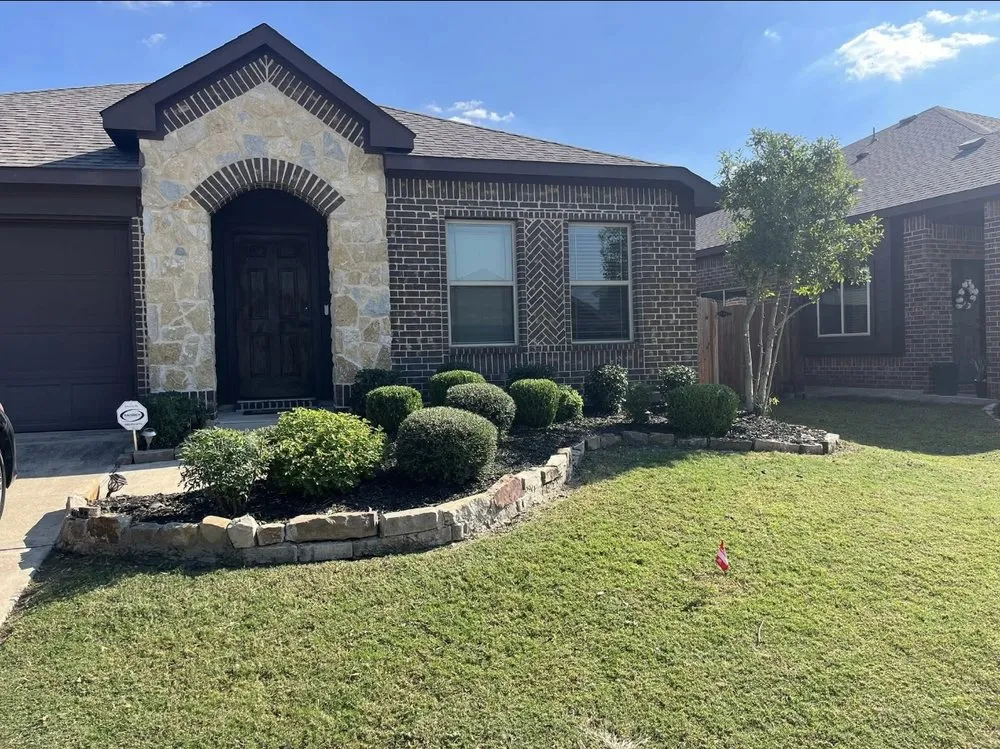 Custom landscape design in Crandall, TX - Keily's Landscaping Services