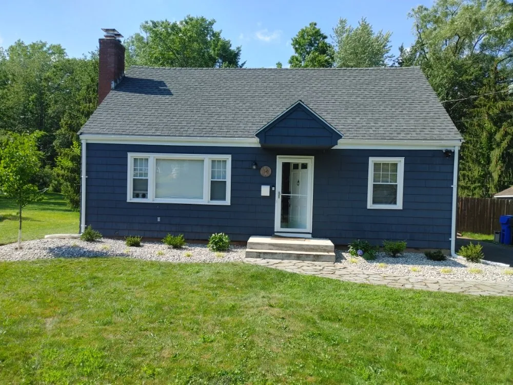 Top-rated garden landscaping experts serving Newington, CT - Keith's Advanced Landscaping