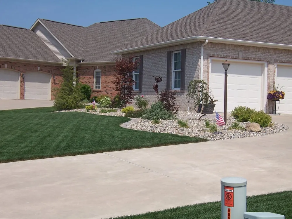 Affordable lawn mowing service in Goshen, IN by Keith's Lawn