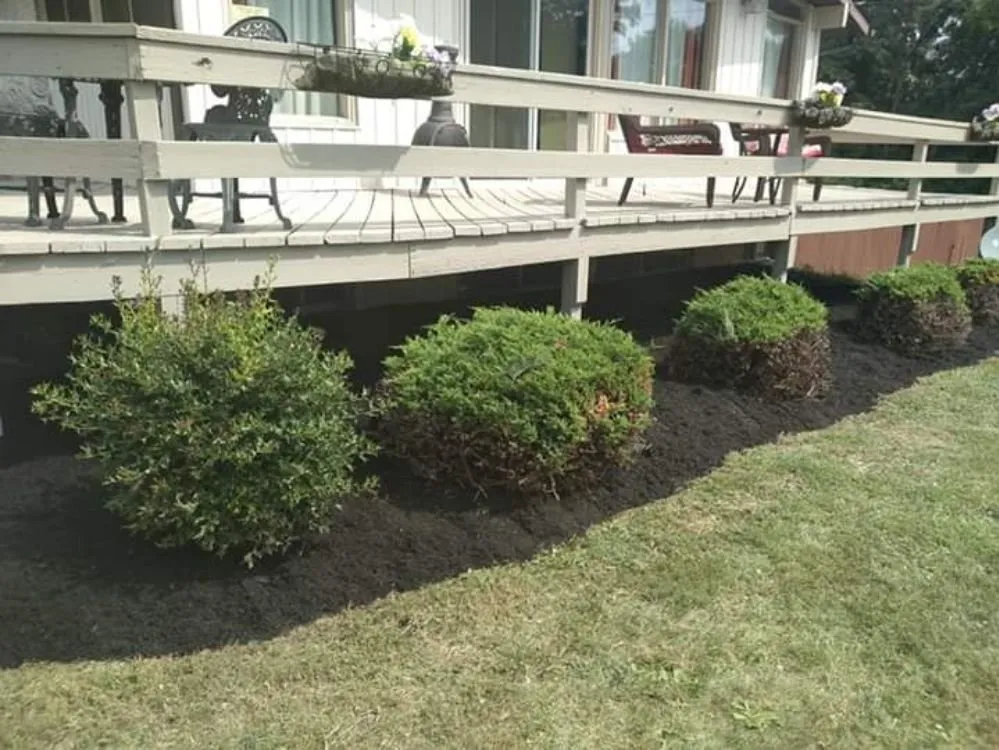 Professional yard maintenance in Harrisburg, PA by Keith's Lawns
