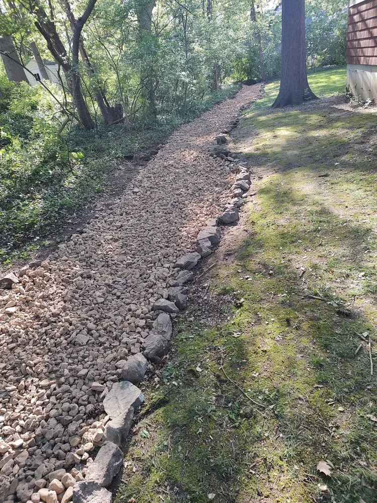 Expert residential landscaping experts serving Kirkwood, MO - Keller's Firewood And Mulch